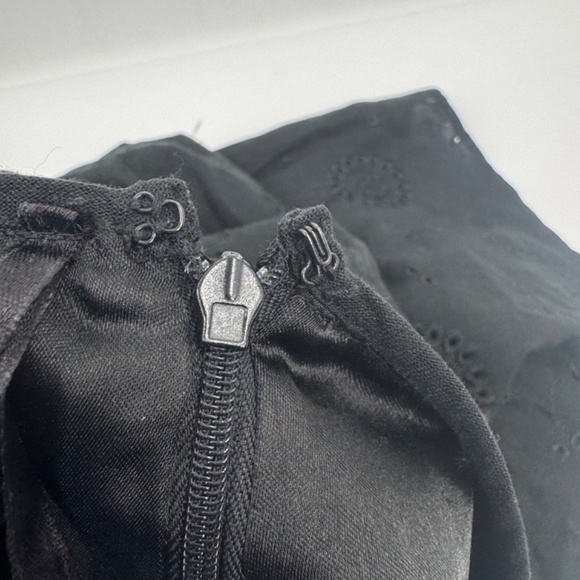 Carole Little Skirt Women 14 Black Eyelet Linen Blend Vintage Boho Goth Festival - Picture 6 of 13